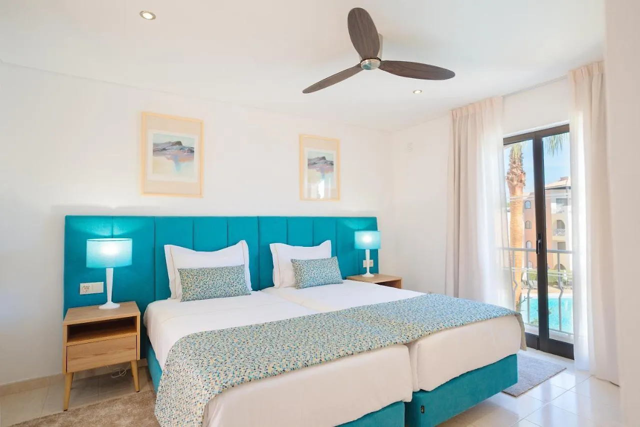 Four Seasons Vilamoura 4*,